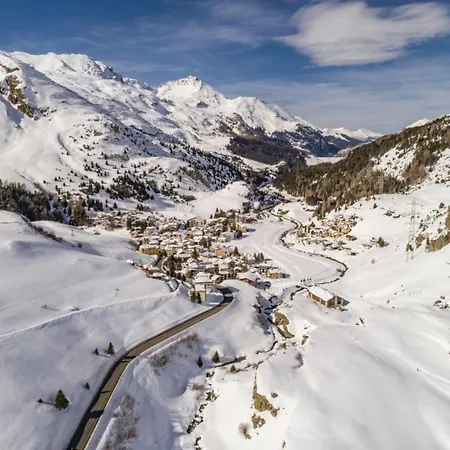 Curtinfess Franklin 公寓 比维奥